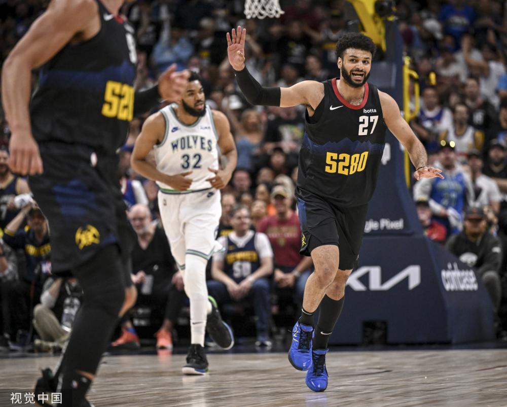 距离他们捧 距离他们捧